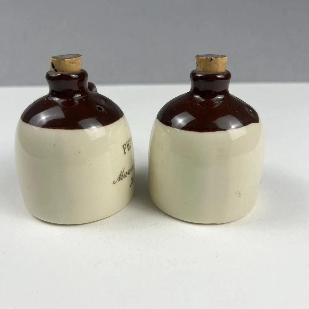 Vintage Mammoth Cave Kentucky Jugs Salt Pepper Shakers Brown Souvenir PCA Farm